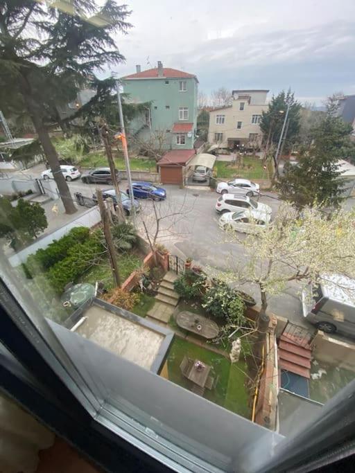 Bogaz'inda, Bahceli, 5 Katli Villa-500m2 Holiday home Istanbul